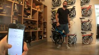 La Vita e Velo - Folding a Brompton