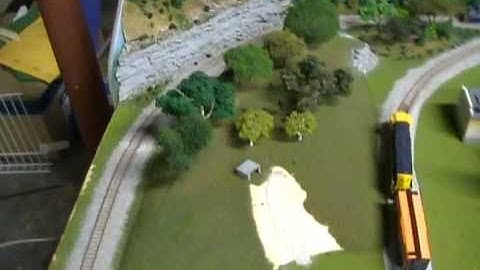 3 x 5 foot N SCALE TRAIN LAYOUT