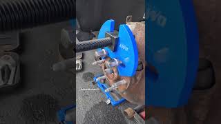 👉 “Hub extractor” 😎 wheel hub assemblies made easy 🫡  #mechanic #MechanicTips #mechaniclife