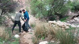 Nomadic Life: Cleaning up the Springs and Rescuing Animals