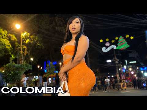 Nightlife in Parque Lleras at 2AM in Medellin Colombia