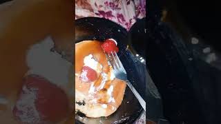 Trying New York Cheesecake Pancake from IHOP n Go