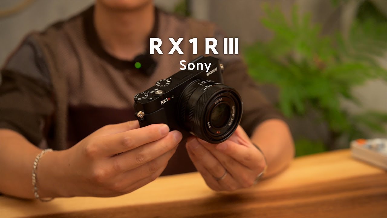 ひま ボディとレンズセットです maxresdefault.jpg
