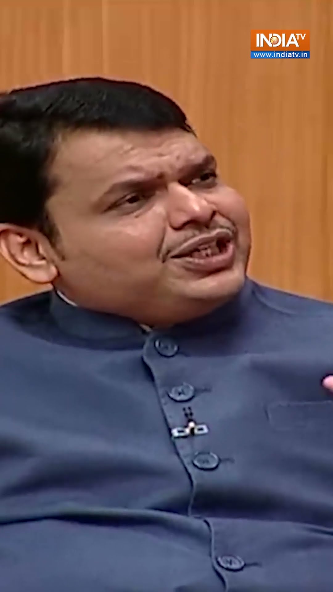 'जिस दिन संविधान के खिलाफ काम करूंगा, घर चला जाऊंगा' #devendrafadnavis #maharashtranewcm #indiatv