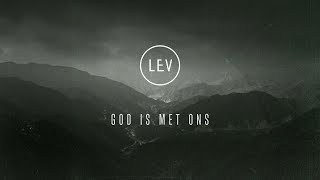 God is met ons | LEV chords