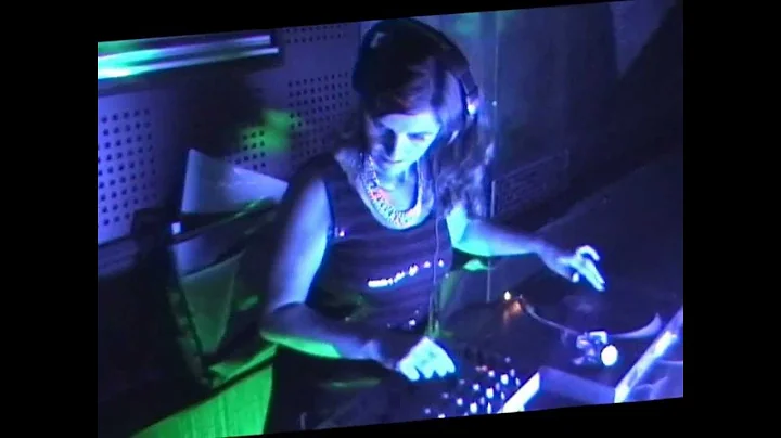 Julie Day @ BASS 51 Summer 2012