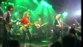 Far Corporation - You Are The Woman