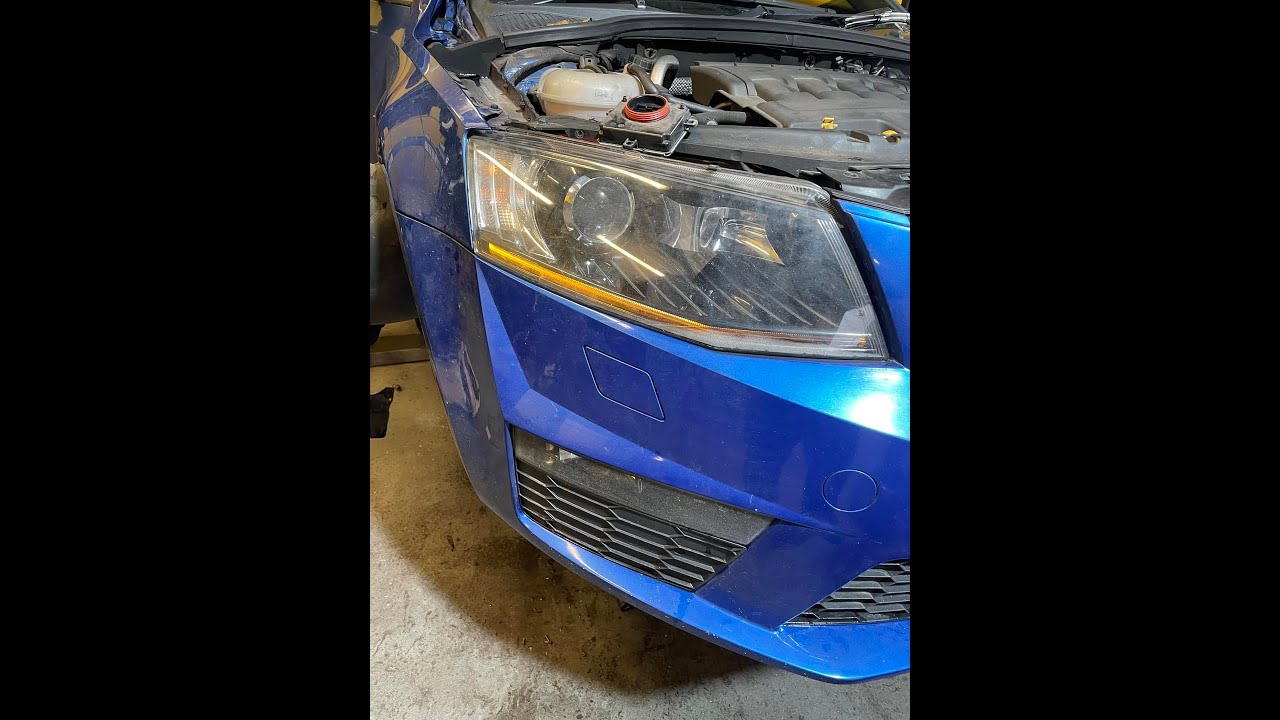 Jak naprawić uszkodzone światła do jazdy dziennej DRL? Skoda Octavia III przed liftingiem