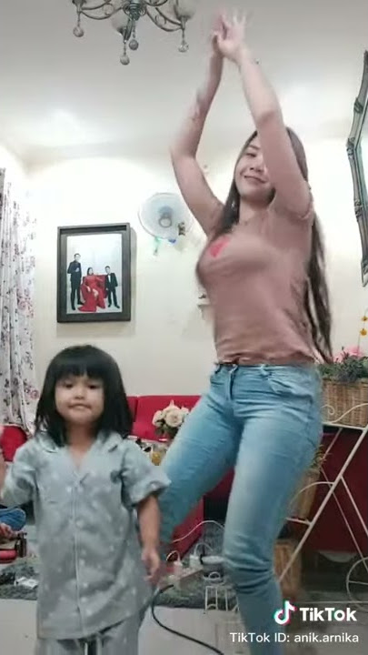 Ternyata Dede Arzu Pinter Goyang!!!!!!!!!!!!!