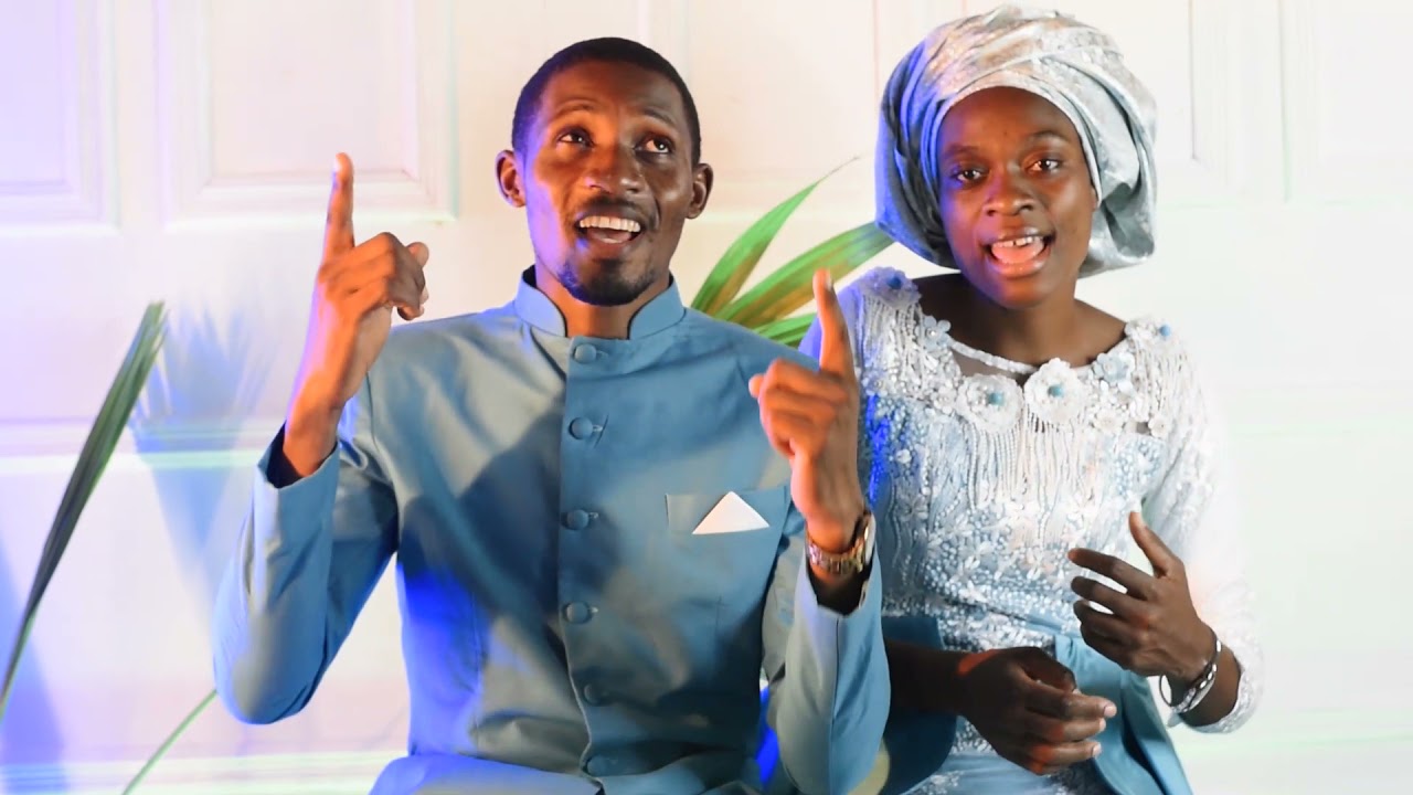 Princesse Bella . Avec Dieu tout est possible  [ clip officiel]