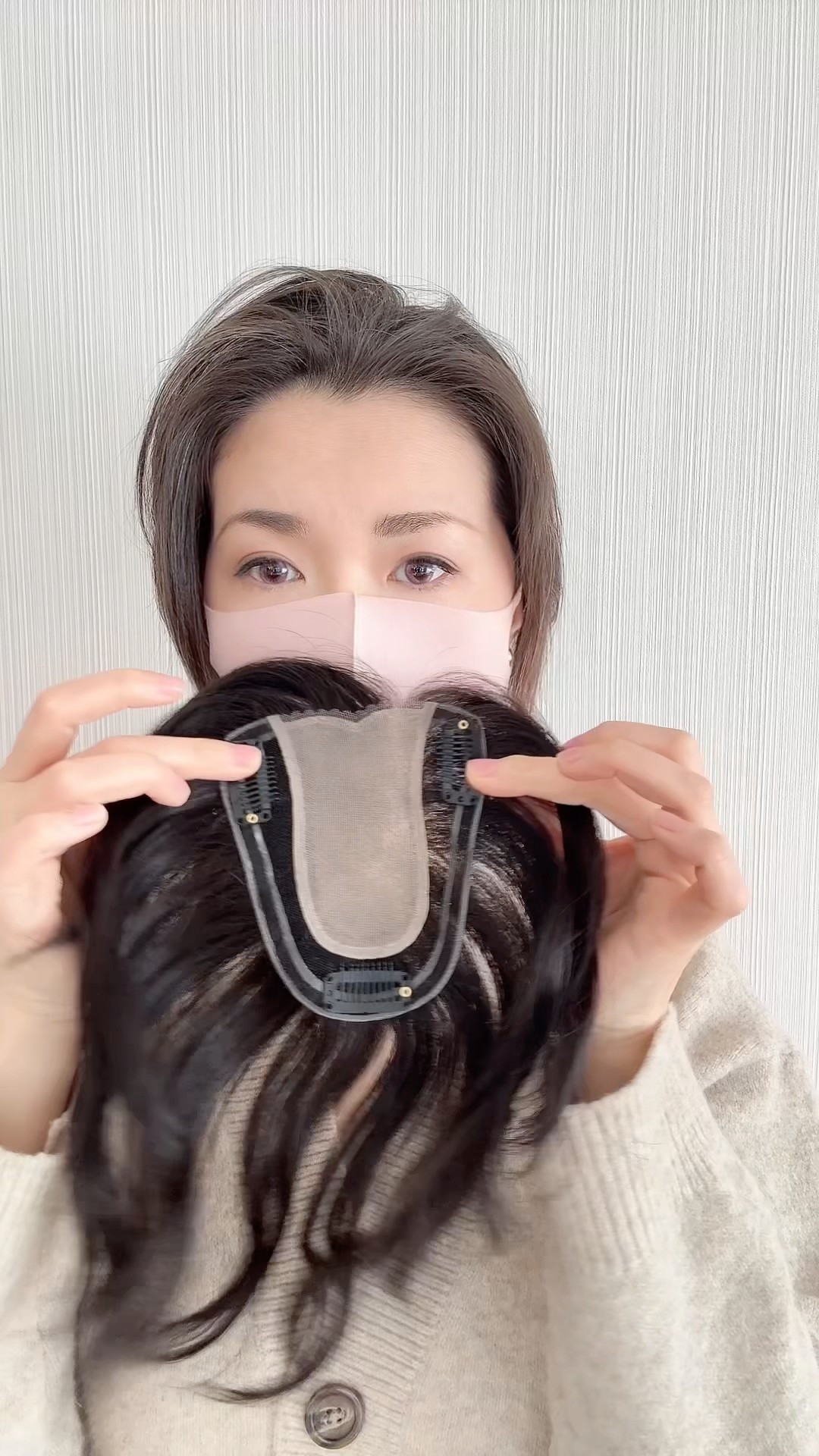 百合子ウィッグ おにぎりの付け方 ヘアピース 薄毛 - YouTube