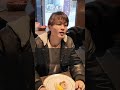 ご飯食べてたら、やからと乱闘しそうになったけど...この後 #大阪の村長 #ショートドラマ #村長