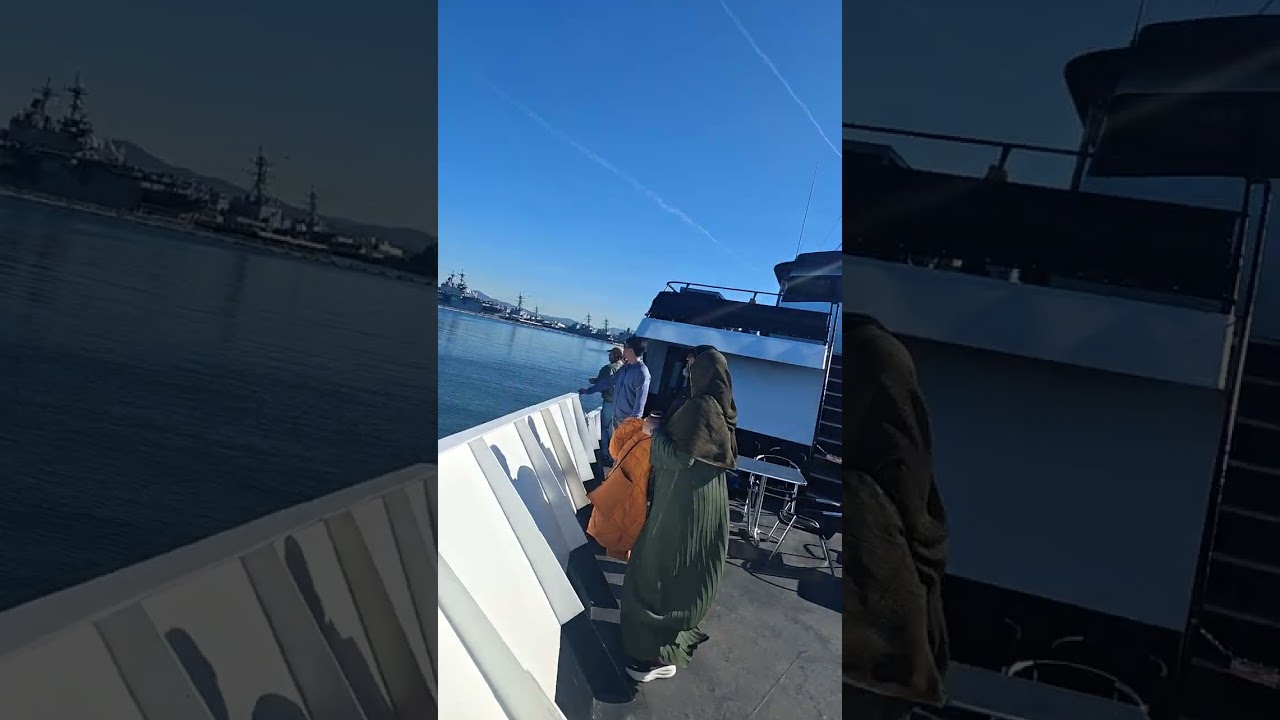 Portaviones en la bahía de san Diego California 