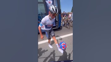 ⚽️❤️ REMCO EVENEPOEL is a BALLER! #tourdefrance #cycling #football #belgium