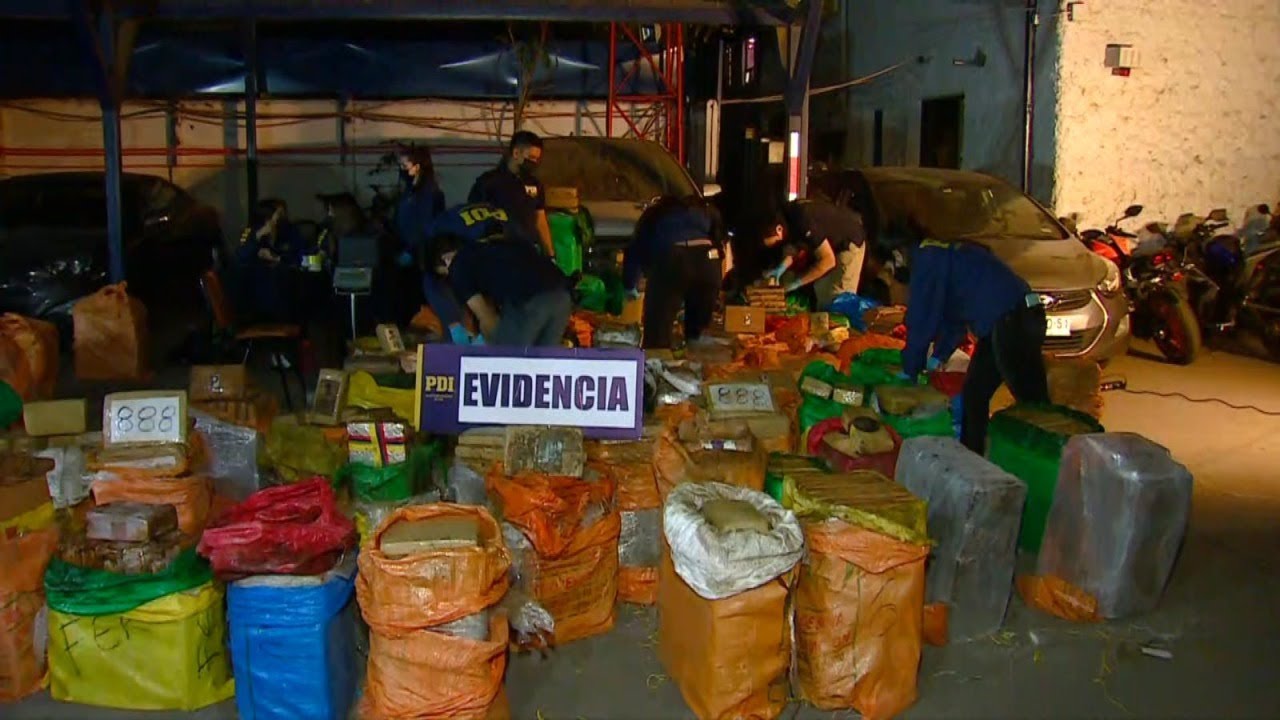 Incautan 3 toneladas de droga proveniente de Bolivia: la más grande en ...
