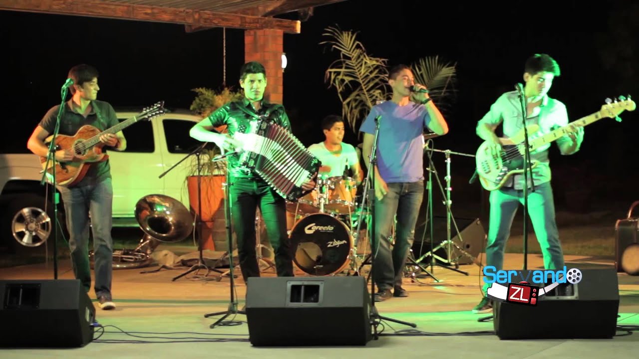 Grupo Sentido Contrario - Me Gusta Vivir Agusto (En Vivo 2014)