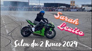Sarah Lezito show inédit de stunt au Salon du 2 roues 2024 à Lyon