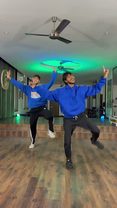 DIL TERA KALA MUNDEYA🖤😜 #bhangra #dance #lamborghini #youtube #youtubeindia #bhangravideos #trend