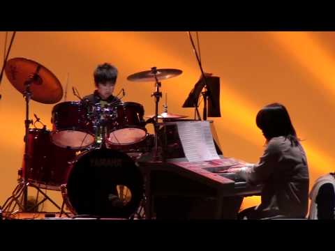 発表会2010 ドラム　 "タマシイレボリューション　/　Superfly"