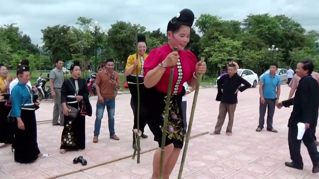 Ca Nhạc Mừng Tết Nguyên Đán Năm 2026 - Cài Khuống Con Chiềng