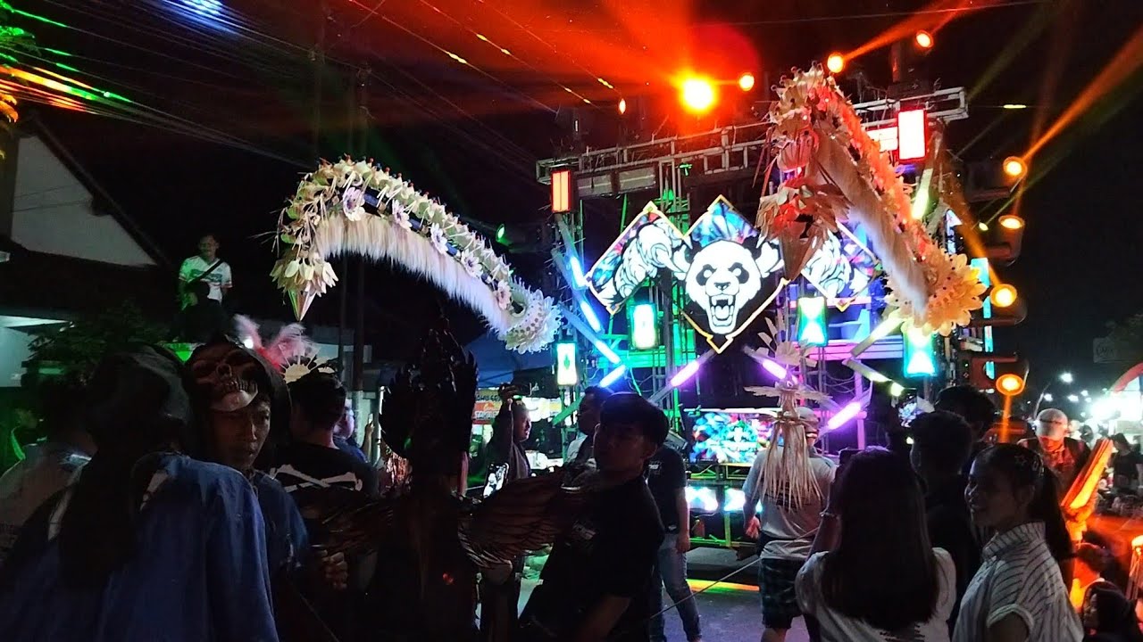 Brewog audio karnaval di PAKISREJO REJOTANGAN 