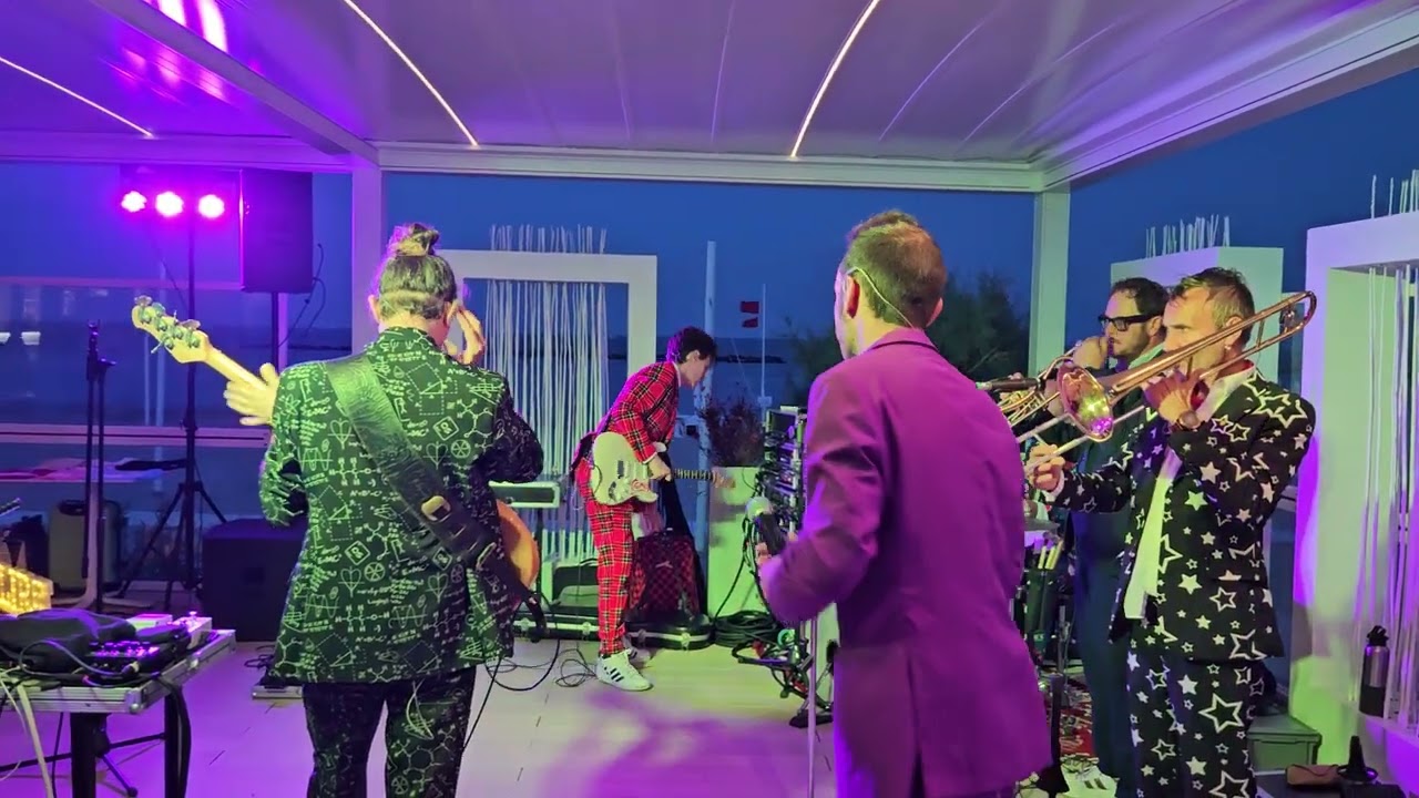 60 Lire al Lido Scacchi, Florentz