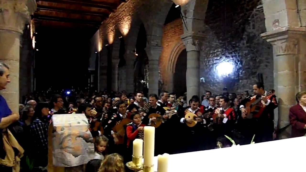 Mayos 2011 Santisteban del Puerto - 09 La Tuna en Santa María