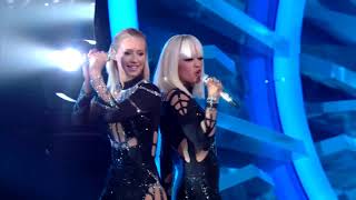 Iggy Azalea feat. Rita Ora - Black Widow (Concert) Resimi