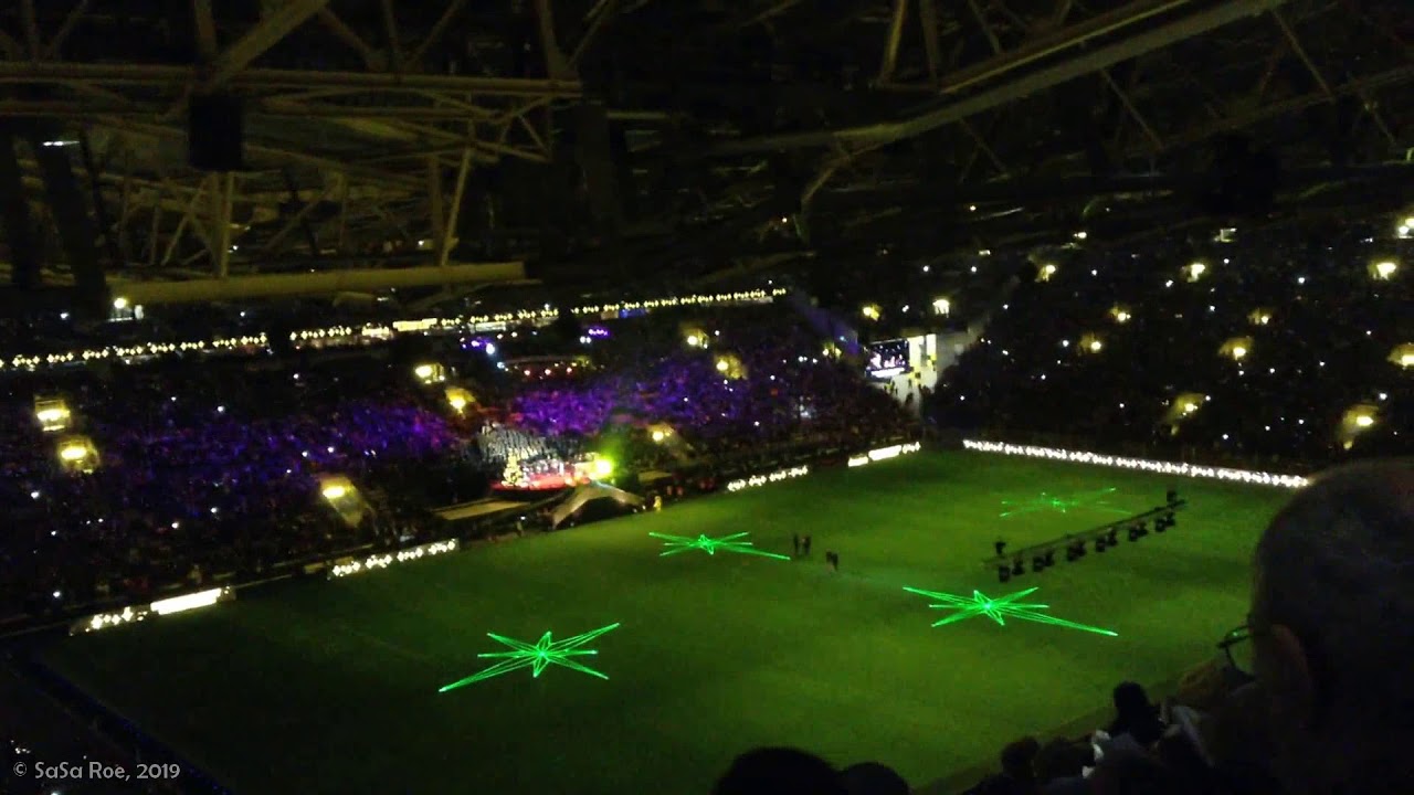 Leuchte Auf Mein Stern Borussia Dortmund Singt Weihnachtslieder 2019 I Bvb Weihnachtssingen Youtube