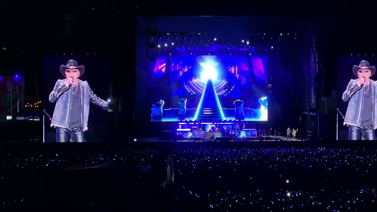 Knockin' on heaven's door Guns and roses Bogota Colombia 2025