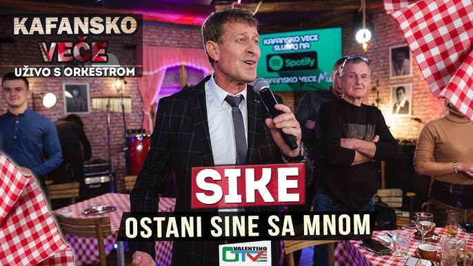 Erkaklar ustidagi onlayn porno tomosha qiling.