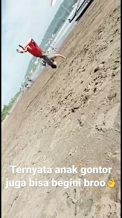 Ternyata anak gontor jg bisa salto broo👌👌👌