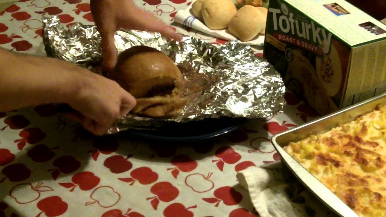 A Fully Prepared Tofurky Roast (IN HIGH DEFINITION!) YouTube