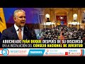 Abuch3ado Iván Duque después de su discurso en la instalación del consejo Nacional de Juventud