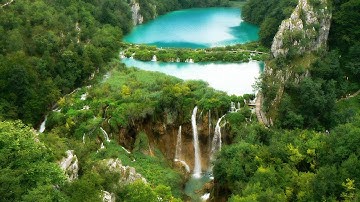 سورة الكهف - الحصري - تلاوة جميلة Surat Al-kahf Al Hosary