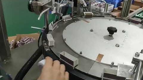 Multifunctional Vertical Cosmetic Perfume Bottles Cartoning Box Filling Packing Machine