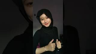 Hijab Hitam Meresahkan