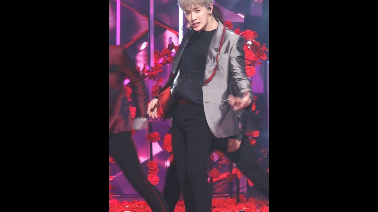 [MPD직캠] 몬스타엑스 원호 직캠 아름다워 Beautiful MONSTA X WonHo Fancam @엠카운트다운_170323