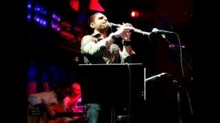 Hüseyin DELEN ( jolly joker live ) - Mutlu ol Yeter
