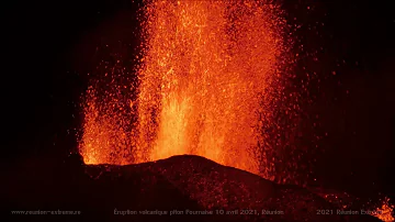 Où voir l'éruption du Piton de la Fournaise ?