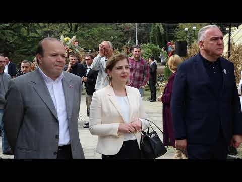 მარნეულმა, დღეს ტრადიციადქცეულ ღვინის ფესტივალს, - „მარნეული-ღვინის აკვანი”, უმასპინძლა