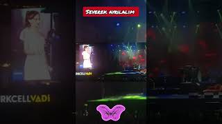 Yıldız Tilbe - Severek Ayrılalım Turkcell Vadi Canlı