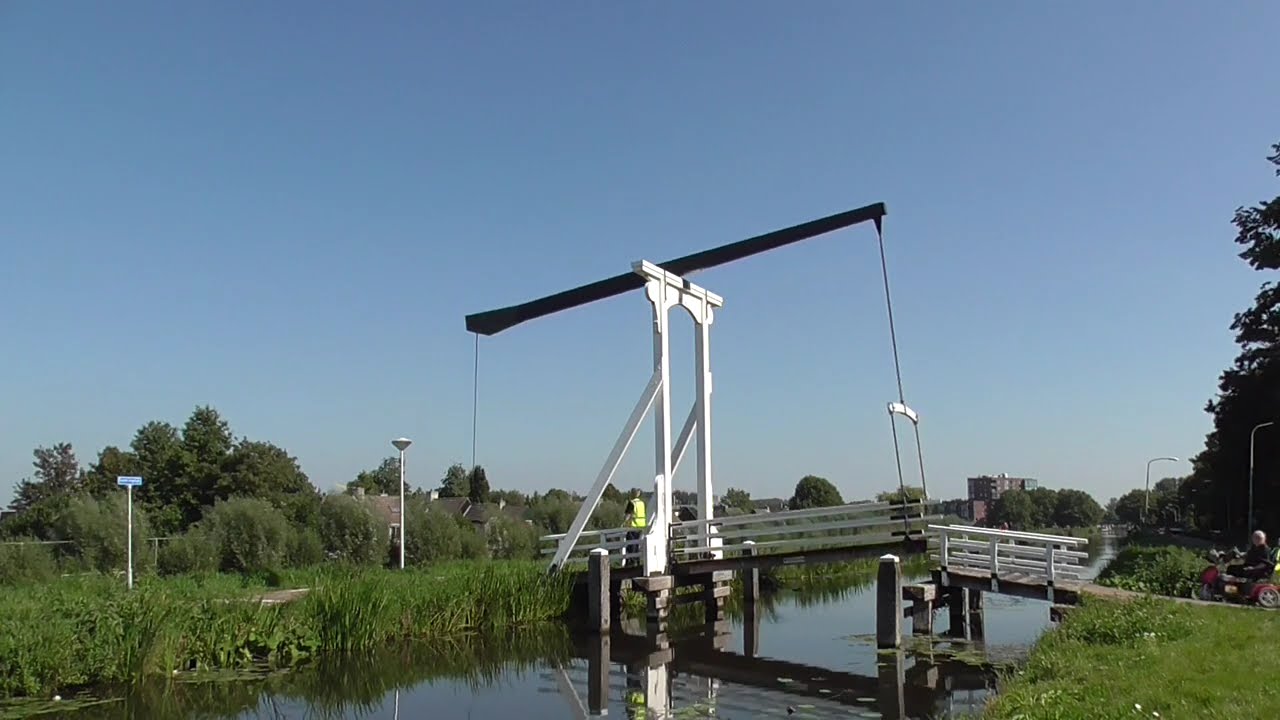 Brugopening Wittebrug Nieuwerkerk a/d IJssel Ophaalbrug Drawbridge/ Pont Levis/ Klappbrücke
