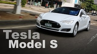 Tesla 車系新車試駕