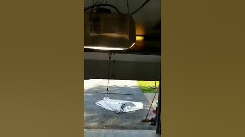 BeamUp grarage door opener review and operation