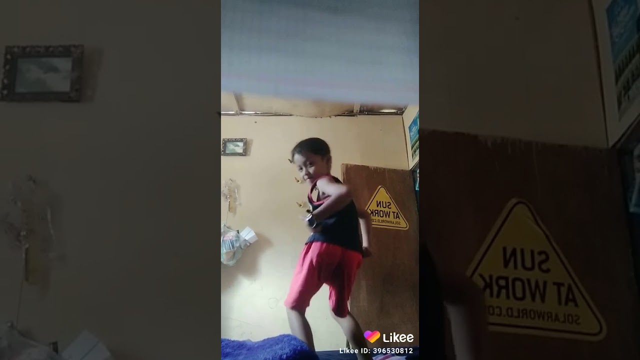 goyangan heboh bocah 4thn - YouTube