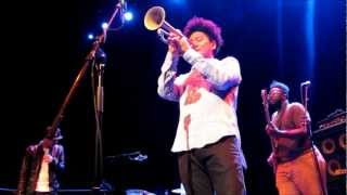 Jose James - Do You Feel (live @ Lantaren Venster Rotterdam)