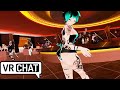 HOT CHEERLEADER DANCES in VRChat!