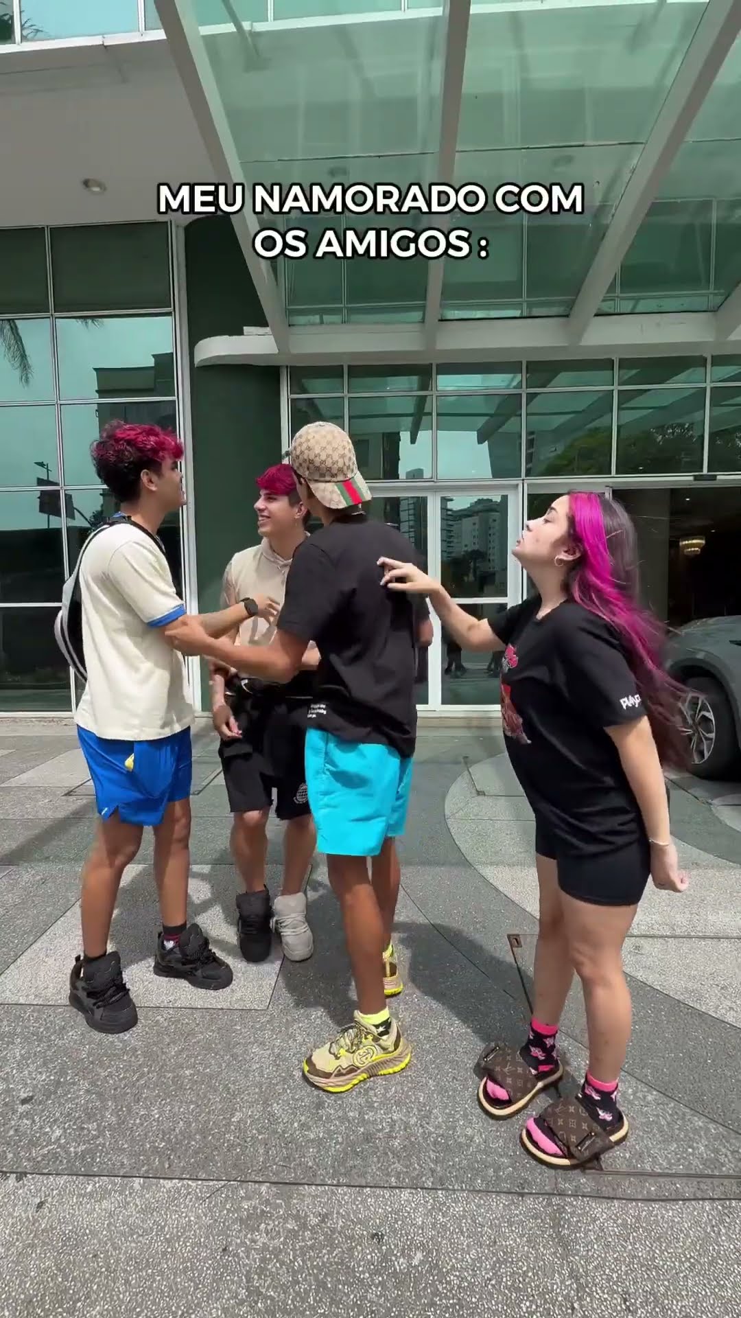 NAMORADO COM OS AMIGOS VS NAMORADO COM NAMORADA ?#ROSÉ_BRUNO_APT #publi