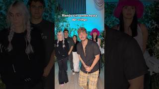 Riendo sin sonreír 😳 | Bastian Delfin •